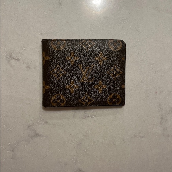 Louis Vuitton Billfold Wallet - Picture 1 of 2